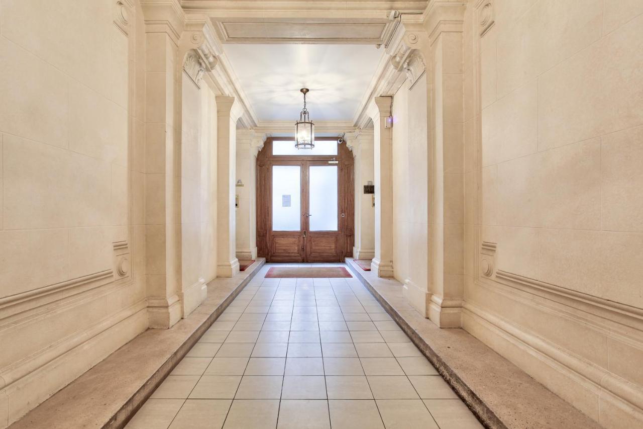 Appartamento Cosy In The 8th Arr 4 Min From Rome Metro Parigi